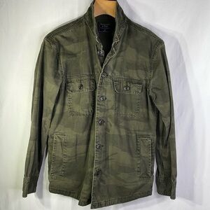 Abercrombie and Fitch, green camo cotton Shirt jacket
